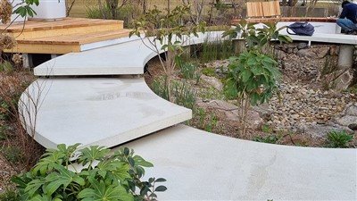 Svjetleća klupa za park-jake snage